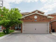 119 CHANCELLOR DRIVE Vaughan Ontario, L4L 7M9