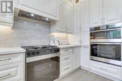 28 POPLAR DRIVE | Richmond Hill Ontario | Slide Image Ten