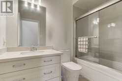 28 POPLAR DRIVE | Richmond Hill Ontario | Slide Image Nineteen