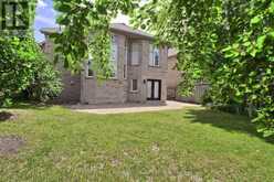 28 POPLAR DRIVE | Richmond Hill Ontario | Slide Image Twenty-six