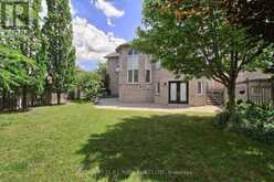 28 POPLAR DRIVE | Richmond Hill Ontario | Slide Image Twenty-nine