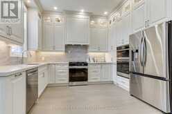 28 POPLAR DRIVE | Richmond Hill Ontario | Slide Image Nine