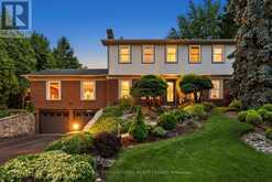 1952 EDENVALE CRESCENT | Burlington Ontario | Slide Image One