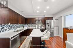 2513 - 155 LEGION ROAD N | Toronto Ontario | Slide Image Seven