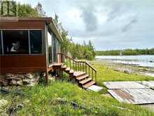85 SIMPSON AVENUE | Tobermory Ontario | Slide Image Three