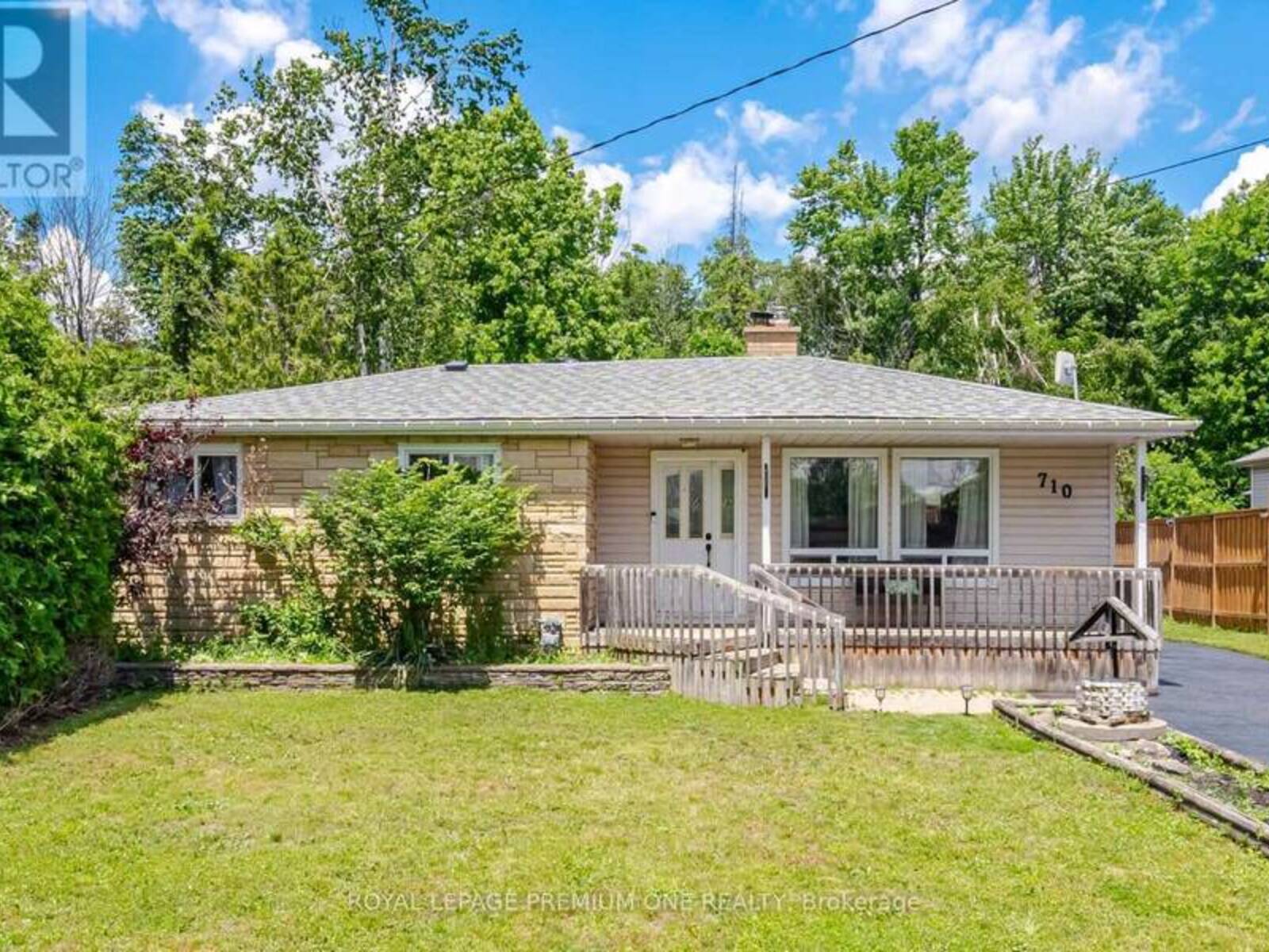 710 ROSE LANE, Alcona, Ontario L9S 2H4