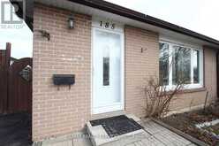185 EARNSCLIFFE CIRCLE | Brampton Ontario | Slide Image Three