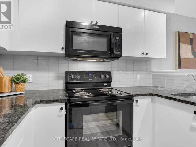 4 NATHAN COURT Cambridge Ontario, N1P 0B2 - 3 Bedrooms Condo For Sale