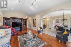 16 DEW DROP COURT | Vaughan Ontario | Slide Image Sixteen