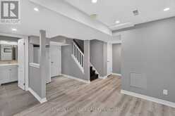 9 BALLYMORE DRIVE | Aurora Ontario | Slide Image Thirty
