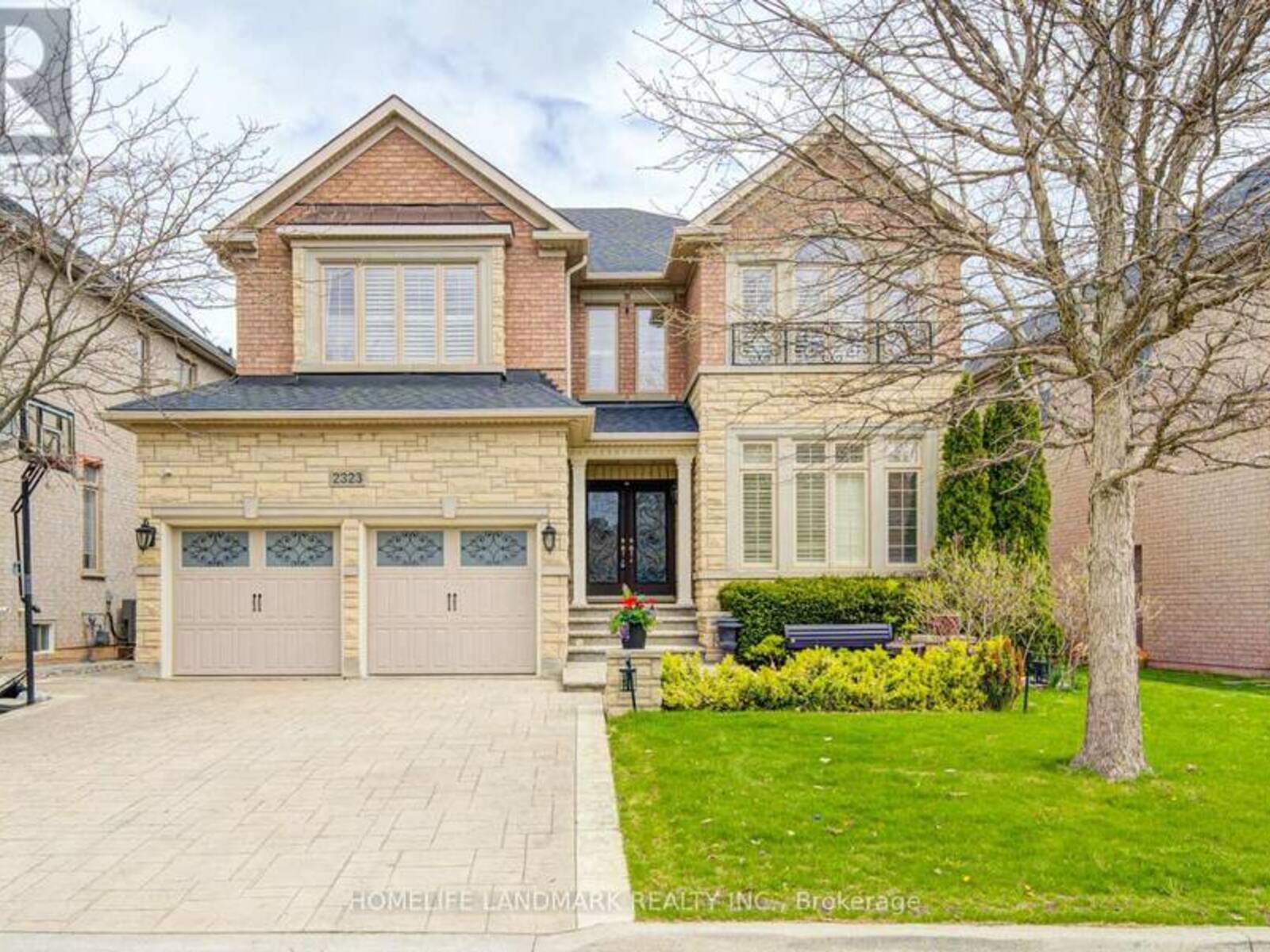 2323 AWENDA DRIVE, Oakville, Ontario L6H 7J7