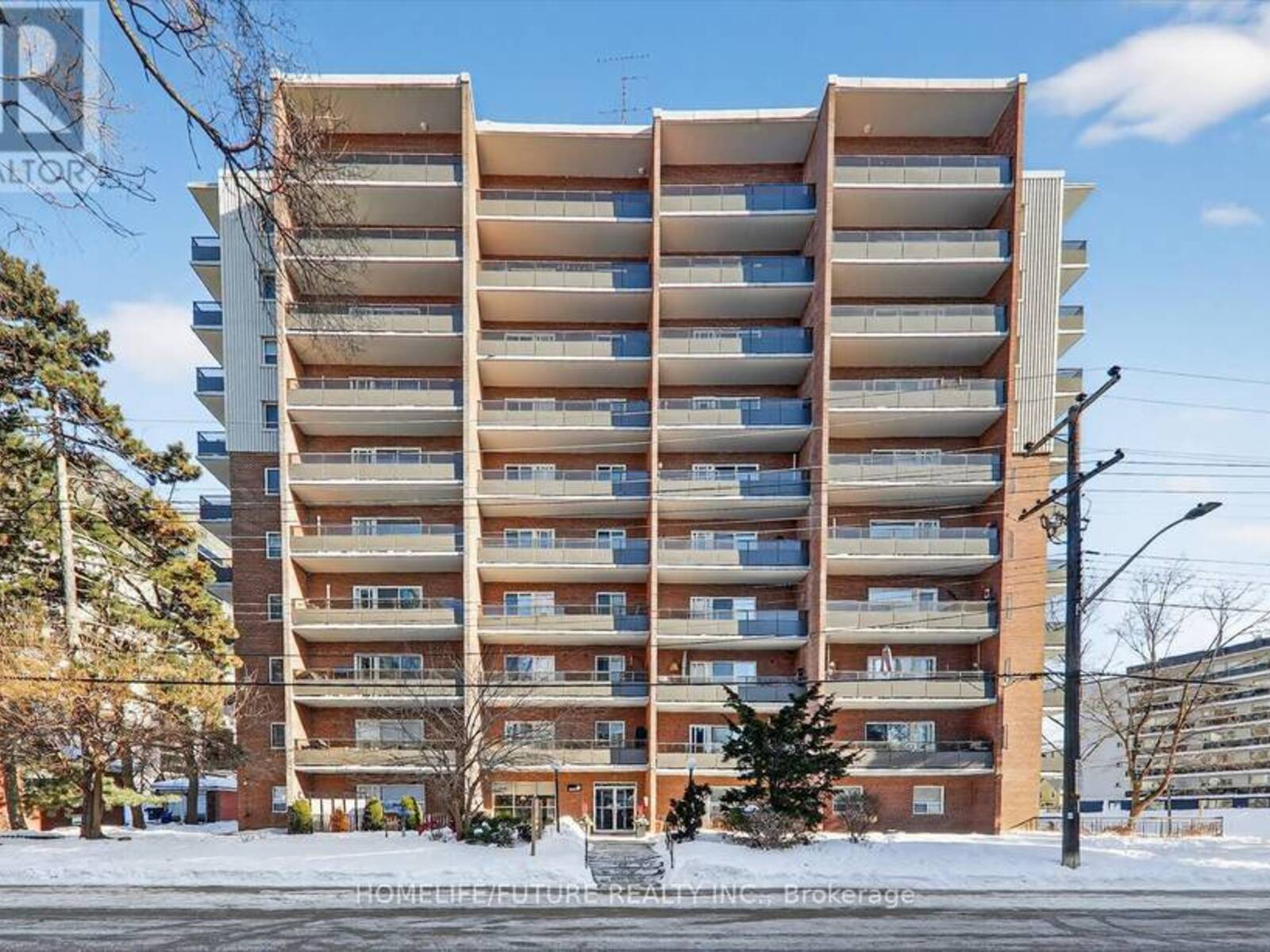 704 - 15 ELIZABETH STREET N, Mississauga, Ontario L5G 2Z3