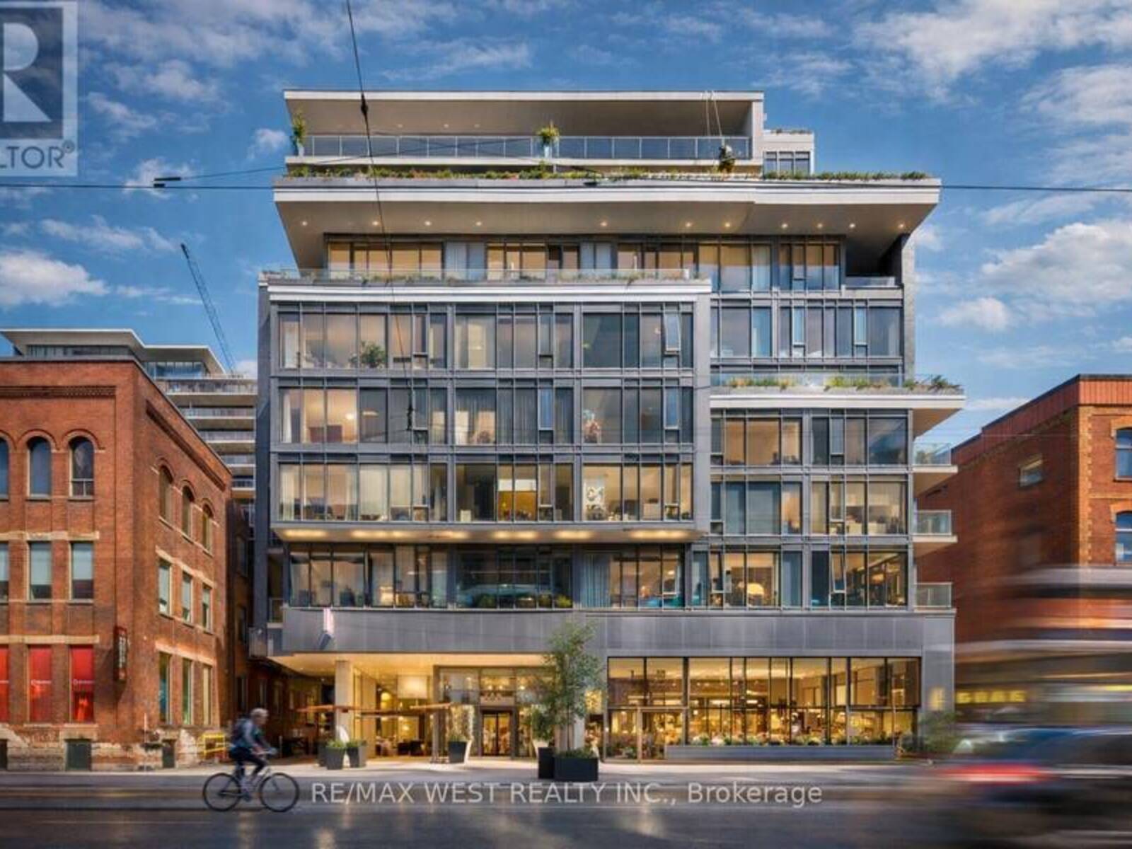 310 - 650 KING STREET W, Toronto, Ontario M5V 0H6