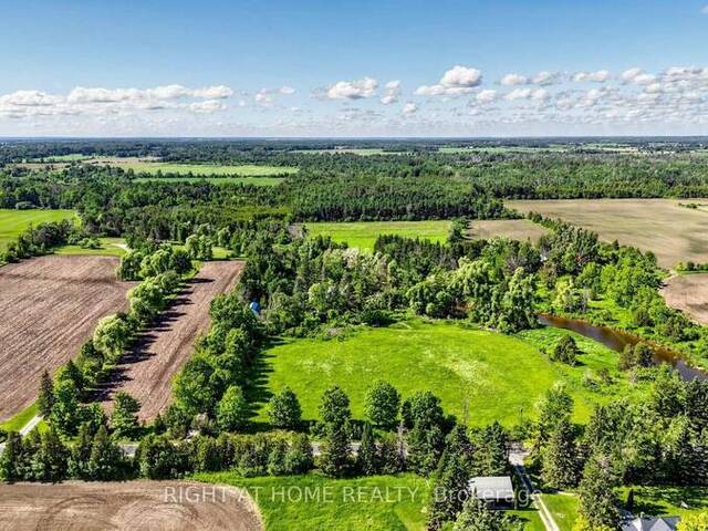 B1745 THORAH CONCESSION 3 ROAD Brock Ontario, L0K 1A0 - 6 Bedrooms Waterfront Home For sale