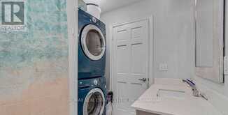 1011 PEARSON DRIVE | Oakville Ontario | Slide Image Thirty-one