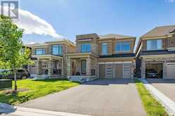 35 SPRUCEDALE SPRUCEDALE WAY | Whitchurch-Stouffville Ontario | Slide Image Two