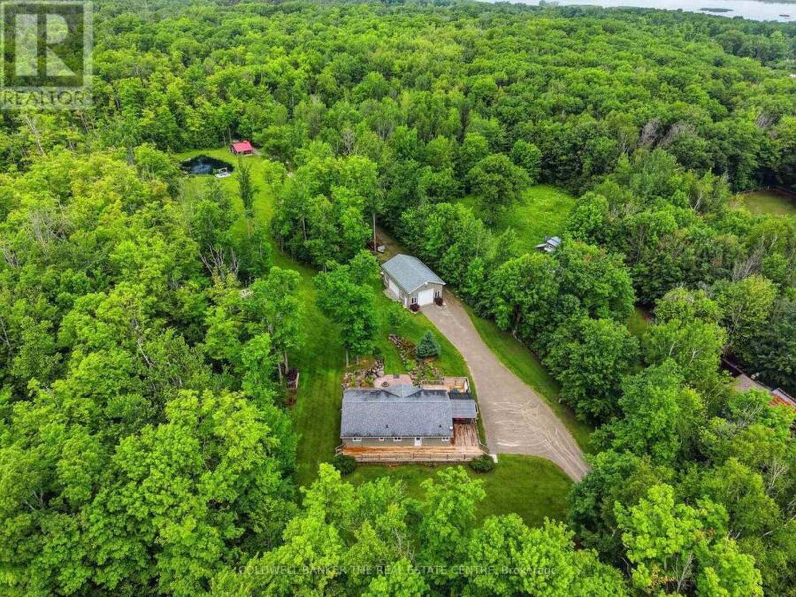 3196 FESSERTON SIDE ROAD, Waubaushene, Ontario L0K 2C0