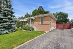 416 DELREX BOULEVARD | Halton Hills Ontario | Slide Image Three