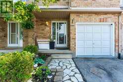 18 - 10 CADHAM BOULEVARD | Hamilton Ontario | Slide Image Four