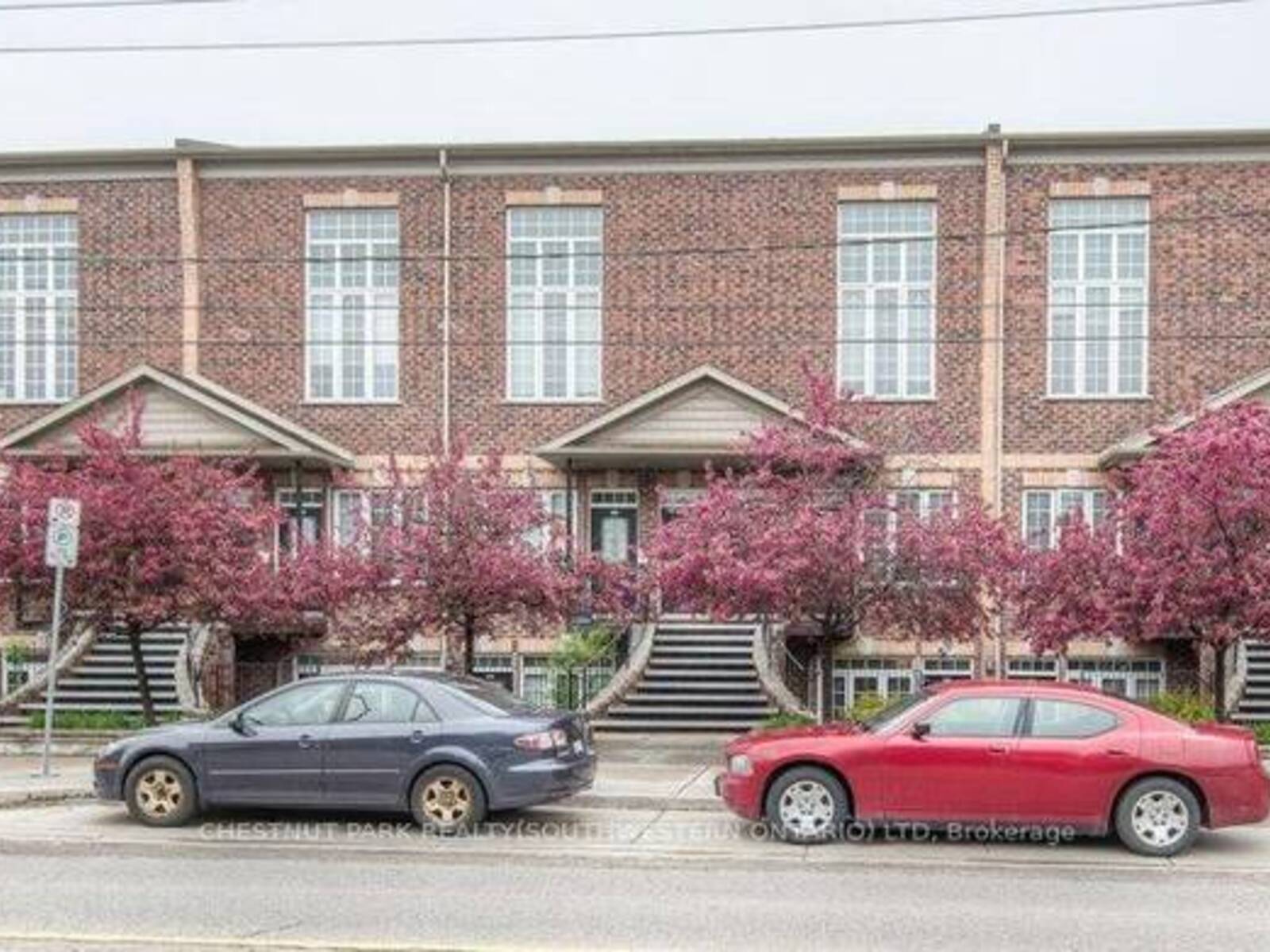 201 - 555 KING STREET E, Kitchener, Ontario N2G 2L9