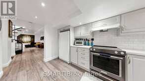 339 EAST AVENUE | Toronto Ontario | Slide Image Thirty-six