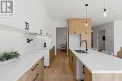 2354 EIGHTH LINE | Oakville Ontario | Slide Image Eight