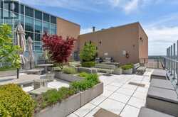 1016 - 2 FIELDWAY ROAD | Toronto Ontario | Slide Image Thirty