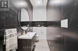 51 THIRTY NINTH STREET | Toronto Ontario | Slide Image Seventeen