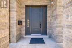 11 OAKLEY COURT | Ancaster Ontario | Slide Image Two