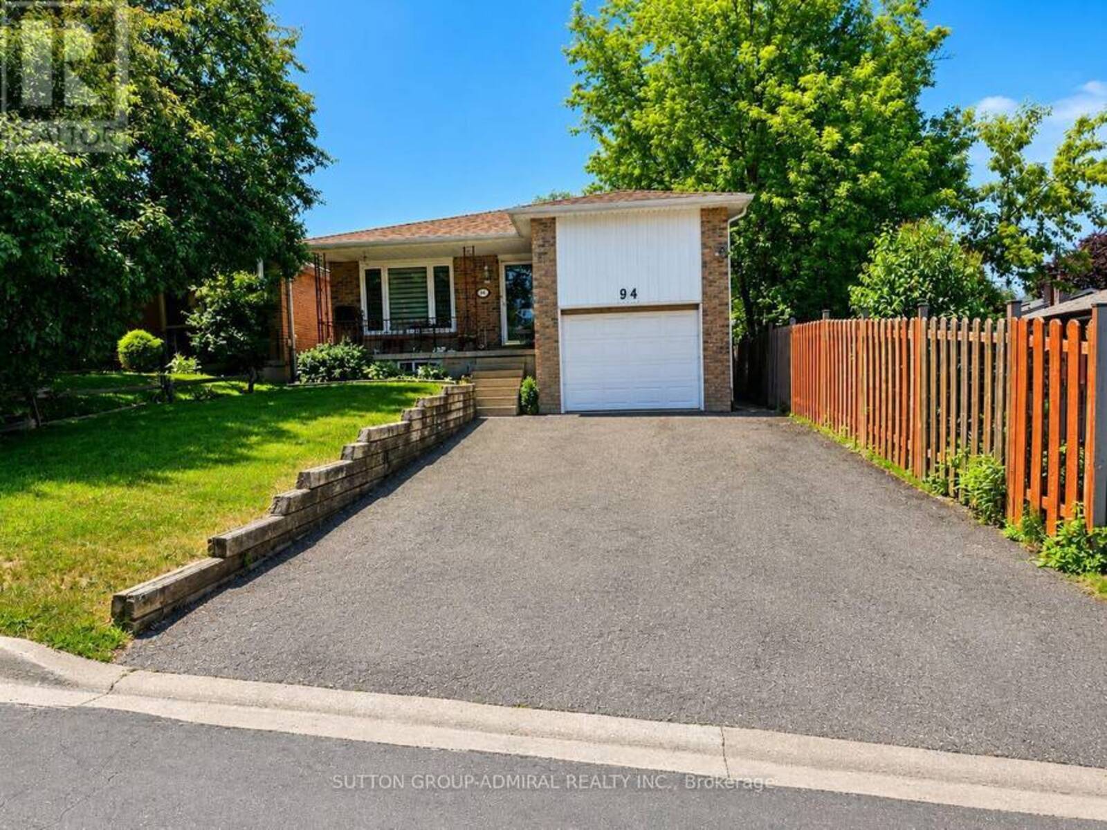 94 SACKVILLE STREET, Caledon, Ontario L7E 1B8