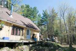1800 BEAR CAVE ROAD | Rosseau Ontario | Slide Image One
