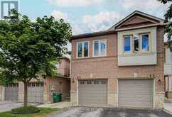 52 - 5420 FALLINGBROOK DRIVE | Mississauga Ontario | Slide Image One