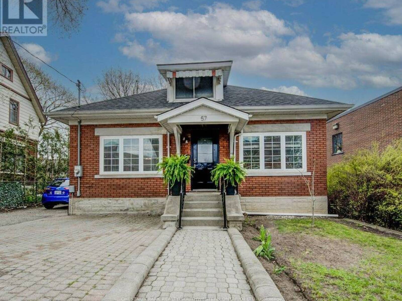57 GLASGOW STREET, Kitchener, Ontario N2G 2G8