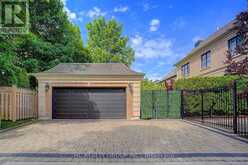 119 STRATHALLAN BOULEVARD | Toronto Ontario | Slide Image Four