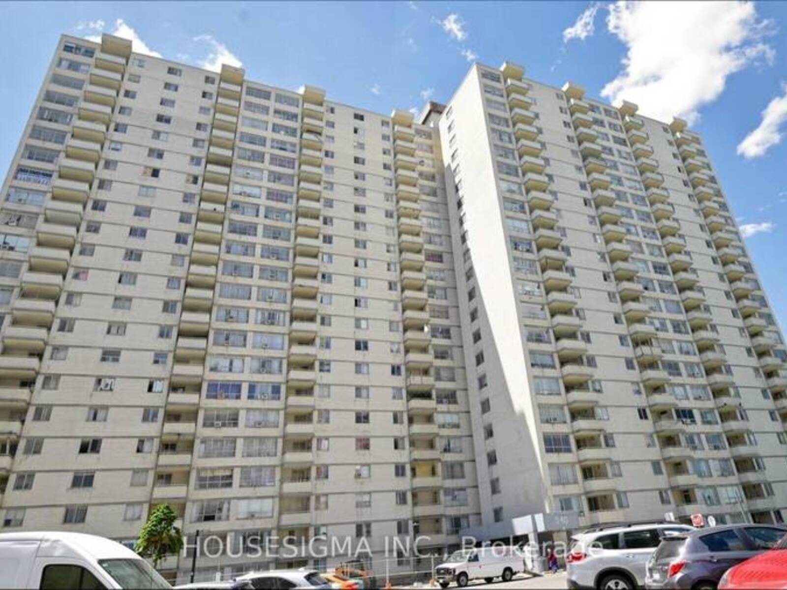 1811 - 340 DIXON ROAD, Toronto, Ontario M9R 1T1
