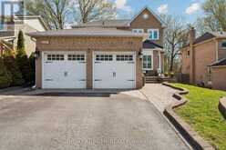 2007 LYNN HEIGHTS DRIVE | Pickering Ontario | Slide Image Two