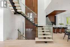 418 PINE COVE ROAD | Burlington Ontario | Slide Image Sixteen
