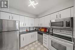1103 - 81 TOWNSGATE DRIVE | Vaughan Ontario | Slide Image Six