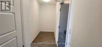 404 - 3285 CARDING MILL TRAIL | Oakville Ontario | Slide Image Thirteen