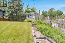 10 KAREN CRESCENT | Orillia Ontario | Slide Image Three