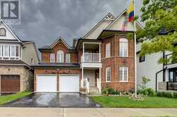 11 MAPLE CROWN TERRACE S | Barrie Ontario | Slide Image Two