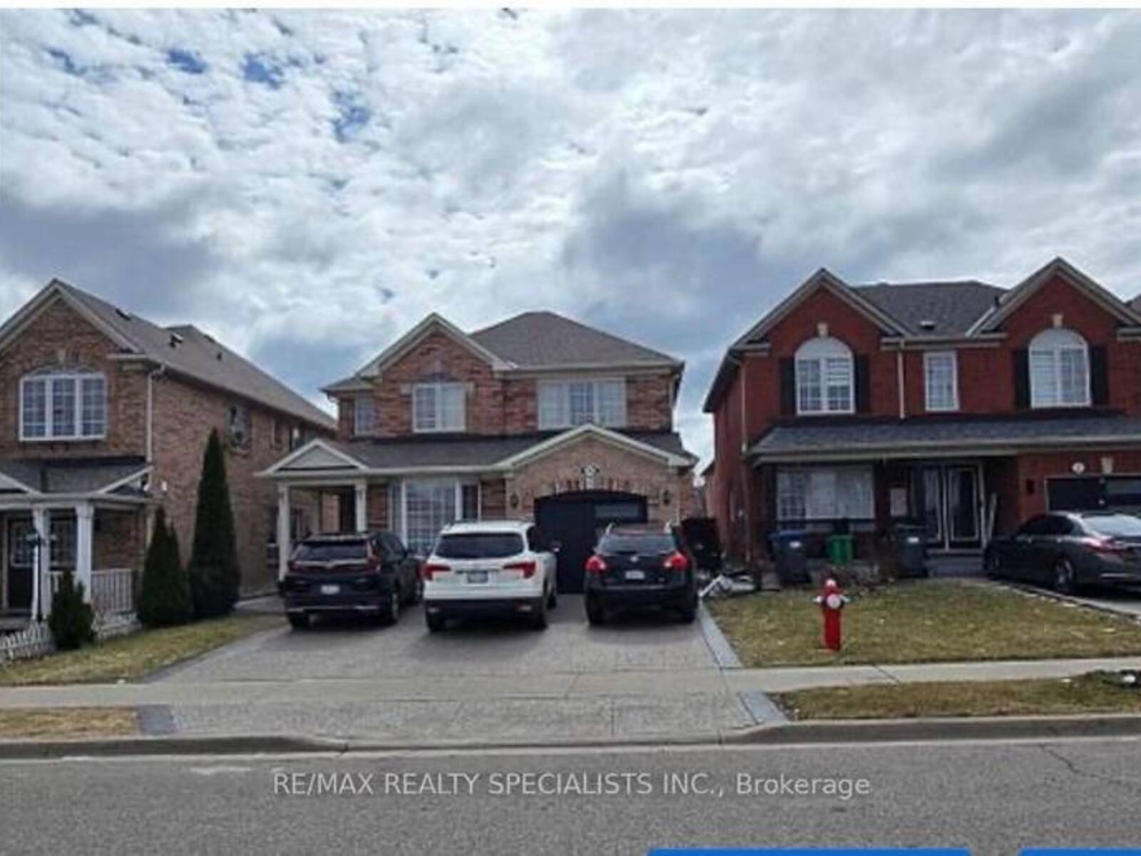 35 TRIPLE CROWN DRIVE, Brampton, Ontario L6S 0A4