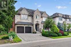 59 MUNRO BOULEVARD | Toronto Ontario | Slide Image Three