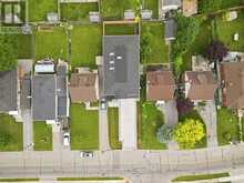 50 DEWEY DRIVE | Toronto Ontario | Slide Image Four