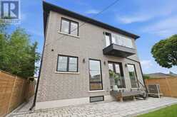 50 DEWEY DRIVE | Toronto Ontario | Slide Image Six