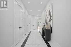 50 DEWEY DRIVE | Toronto Ontario | Slide Image Nine