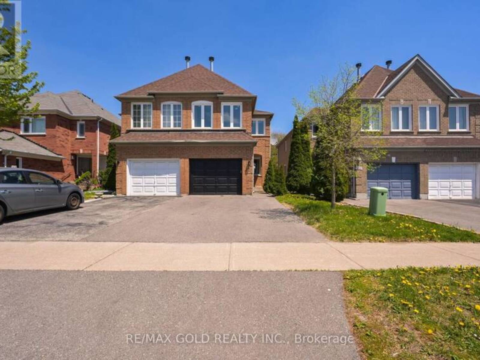 171 FERNFOREST DRIVE, Brampton, Ontario L6R 1T7