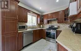 171 FERNFOREST DRIVE | Brampton Ontario | Slide Image Eleven