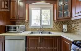 171 FERNFOREST DRIVE | Brampton Ontario | Slide Image Twelve