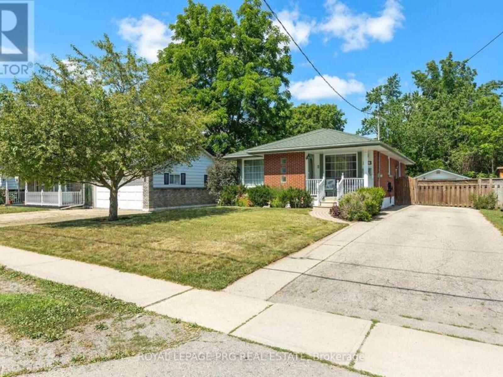 306 HELENA STREET, Dunnville, Ontario N1A 2S8